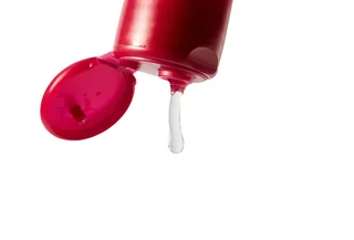 Средство для снятия макияжа с лица,губ и глаз 3 в 1/Pearl Cleanse Ardene Expert Age,250 мл