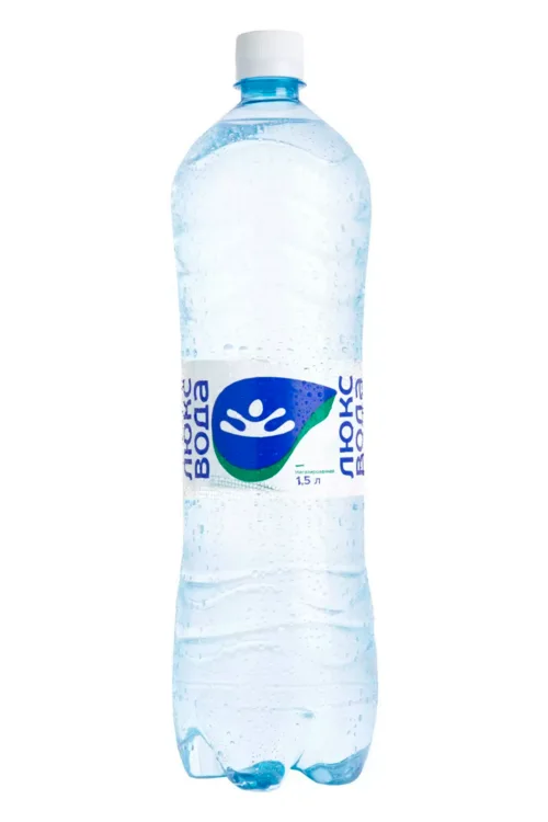 Вода питьевая Люкс Премиум без газа 1,5 л