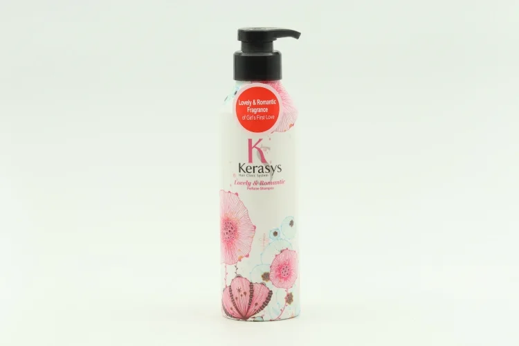 Шампунь Kerasys Lovely Romantic Parfumed Shampoo Романтик для всех типов волос 400 мл