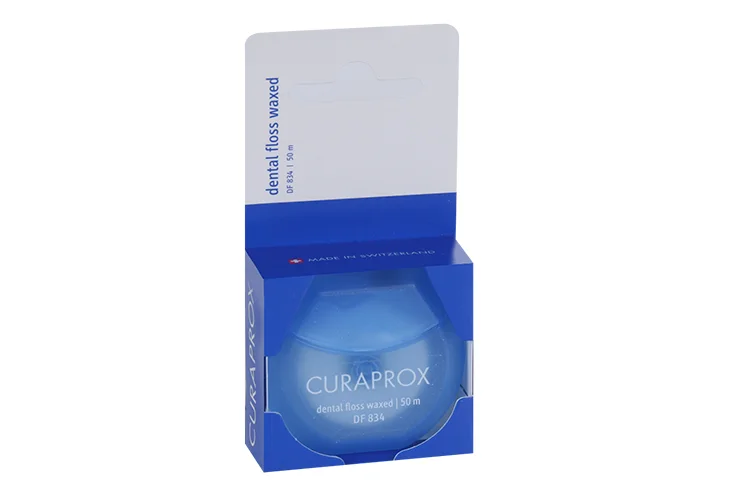 Зубная нить Curaprox мятная вощеная 50 м